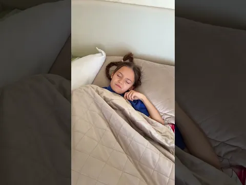 Freddy took her blanket FNAF