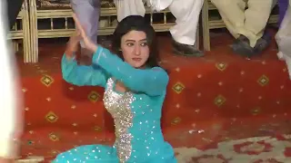 big boobs hot girl mujra at wedding