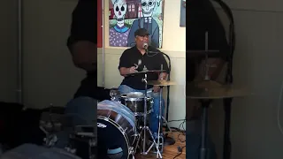 Dennis Dove sings Henry Oden on bass Oliver Harris guitar