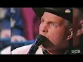 The beaches of Cheyenne - Garth Brooks  (Live TV 1995)