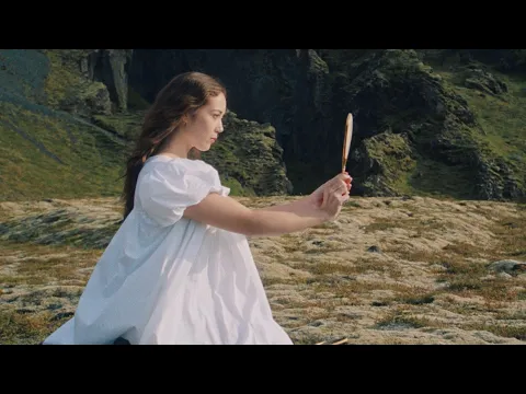 Video Thumbnail: Laufey - Snow White (Official Music Video)