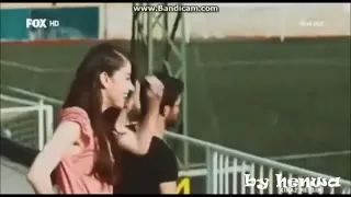 اغنيه اسيبك لا دندنها