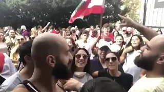 مظاهرات لبنان   فاكر لما تقولي هسيبك يعني انا هجري وراك خوود      دندنها