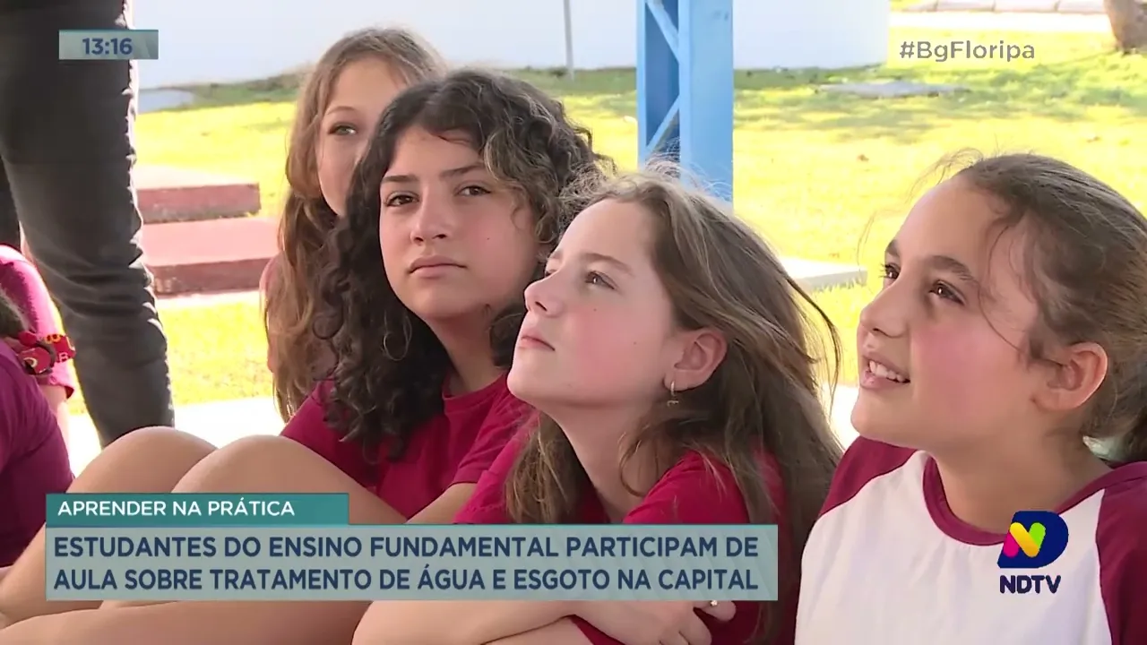 Estudantes do ensino fundamental participam de aula sobre tratamento de água e esgoto