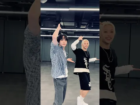 Felix & SHINee Key Pleasure Shop Challenge