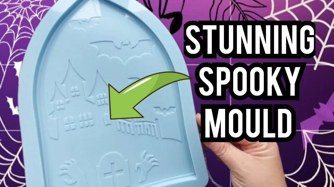 Halloween shield - Tombstone Zombie