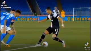 كريستيانو رونالدو عارفين انا مين دندنها