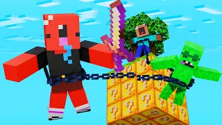 CHAINED Together Lucky Block Sky Wars