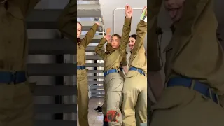 Me Gustas Tu Bralcon 