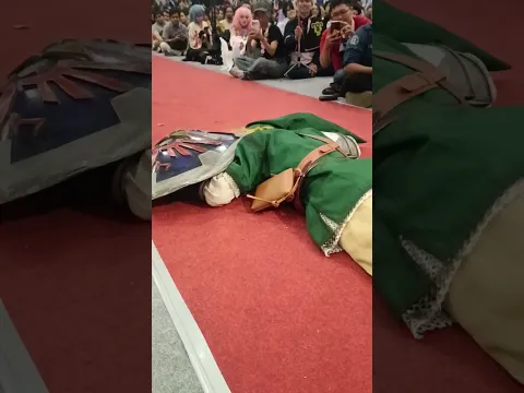 Peserta Cosplay Pingsan