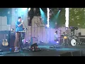 Grizzly Bear - Foreground (Live)