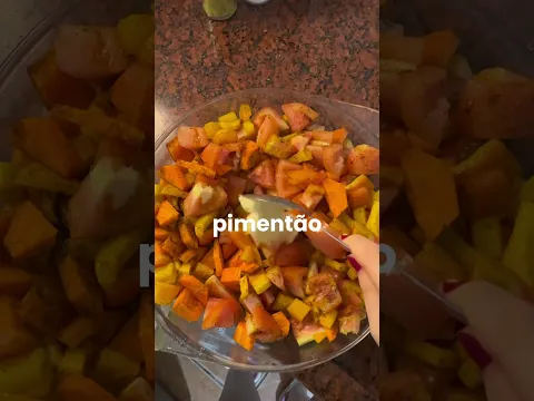 Sopa de tomate a pedido da lele