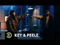 Download Lagu Key \u0026 Peele - Playing a Thug (ft. Colin Hanks) - Uncensored