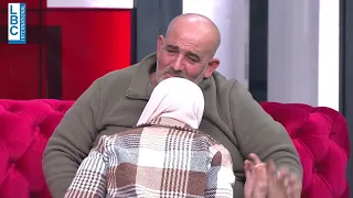 احمر بالخط العريض  محمود تبرأ من كل أولاده    و   سنة من الخصام انتهت في أحمر بالخط العريض دندنها