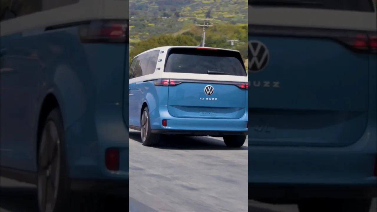 #short Nova Kombi elétrica 2024 #vwidbuzz #kombi #carroselétricosnobrasil