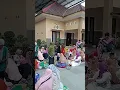 Download Lagu kakek penjual kerupuk di ponpes Gus iqdam..