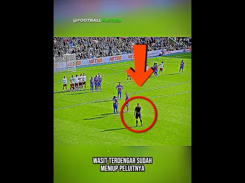 Sang Wasit Tidak Memperhatikan 👀