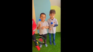 اصنع بيدي مع أطفال روضة مدرسة الكوكب الصغير للإبداع 