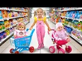 Lagu Alice Goes Shopping for a New Doll!
