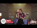ANGÈLE "Bruxelles je t'aime" en live dans Le Réveil Chérie