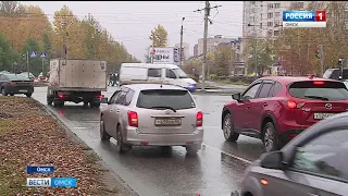 С началом осени на омских дорогах увеличилось количество пробок