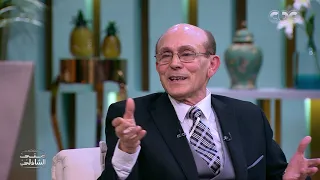 بعد    سنة   محمد صبحي يحكي كواليس مسرحية الهمجي مع منى الشاذلي دندنها