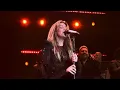 Kelly Clarkson performs Heat in Atlantic City, New Jersey on 5.9.25