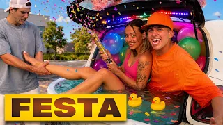 ORGANIZZO una FESTA in PISCINA nella MACCHINA di PICHO! (arrabbiatissimo)