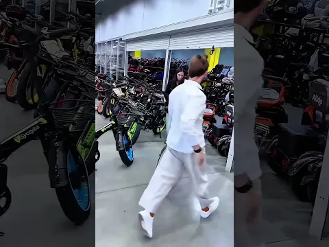 He exchanged his old cycle for a NEW one right in front of the owner! 🤯😂 #shorts #cycle #kids