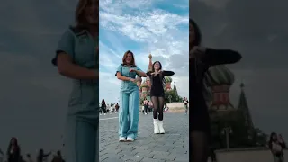 احدث تيك توك ساره الورع مع صديقتها الروسية ترند اجنبي في روسيا 