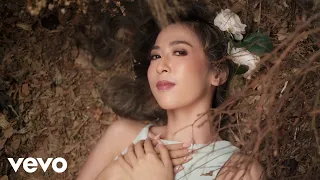 Download Kartika Wang - Aku Jatuh Cinta MP3