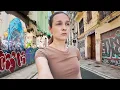 Download Lagu NO SOMOS BIENVENIDOS EN ESTE LUGAR