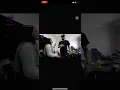 Sam presses Jon zerkaa