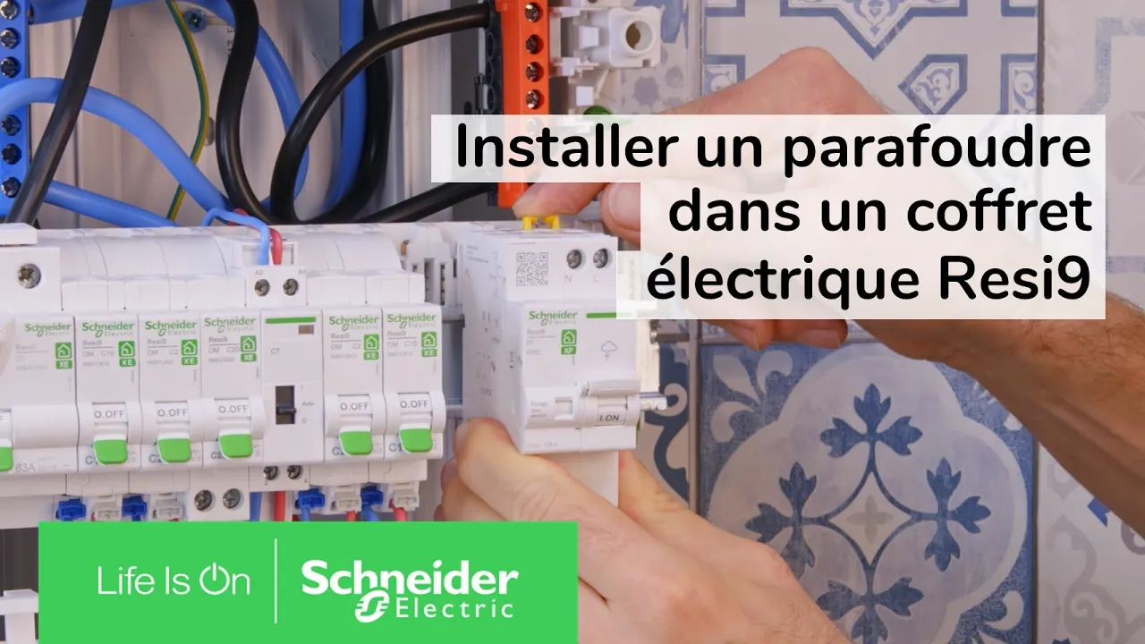 Installer un parafoudre dans un coffret Resi9 (Schneider)