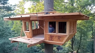 Man Builds DIY TREEHOUSE 16ft HIGH In The Forest Start To Finish By Wild Hammer 