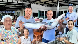ลาบปลาค้าว ต้อนรับลุงพงษ๋กลับมาจากใต้หวัน กินข้าวกับยายทวด