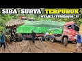 Download Lagu Vrachtwagen met aanhangwagen valt neer op extreme heuvel, vrachtwagen met aanhangwagen zit vast