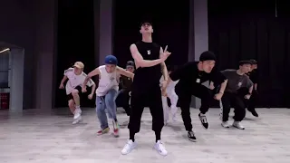 Download [HD]Jackson Wang 100WAYS dance practice王嘉尔《100WAYS》舞蹈练习室 MP3