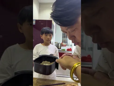 hot food drama 🤣