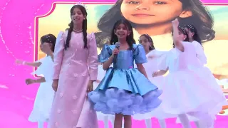 ابداع ترف العبيدي في نشيد بسمة ترف من حفل وداع اميره عبده إيقاع وبدون إيقاع 