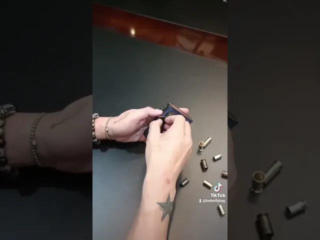 CRICKET GUN