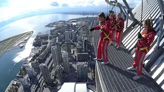CN Tower EdgeWalk - 1 168ft FULL EXPERIENCE Toronto Canada