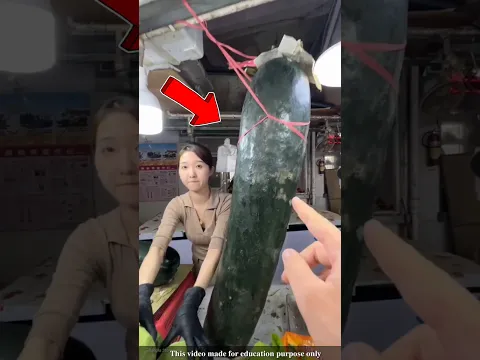 Why do Chinese farmers grow such huge cucumbers?#shortvideo
