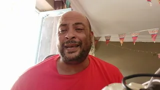 الملحن والموزع فارس فهمي يتحدى فريق عمل  حماقي فديو٢ بتيمه مقسوم دندنها