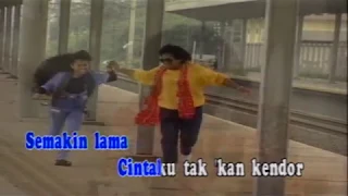 Download Cinta Ban Motor Jaja Miharja / Original Clip MP3