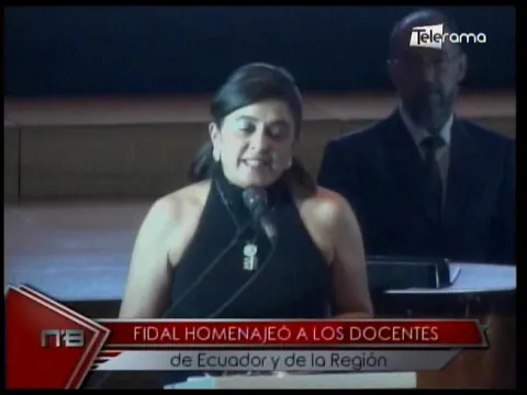 Fidal homenajeó a docentes de Ecuador y de la región