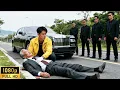 Download Lagu Poor kind guy saves an old man who passed out. Turns out he's a billionaire! Change everything!