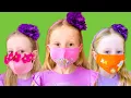 Download Lagu Настя шьёт красивые маски для друзей