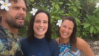 Ep. 323 A threesome on a boat with coconuts, rum and honey –  A Caribbean tale of 3 on a boat