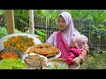 Lagu Hidup di Desa, Masak Urap hasil panen dari kebun, makan sederhana di kampung